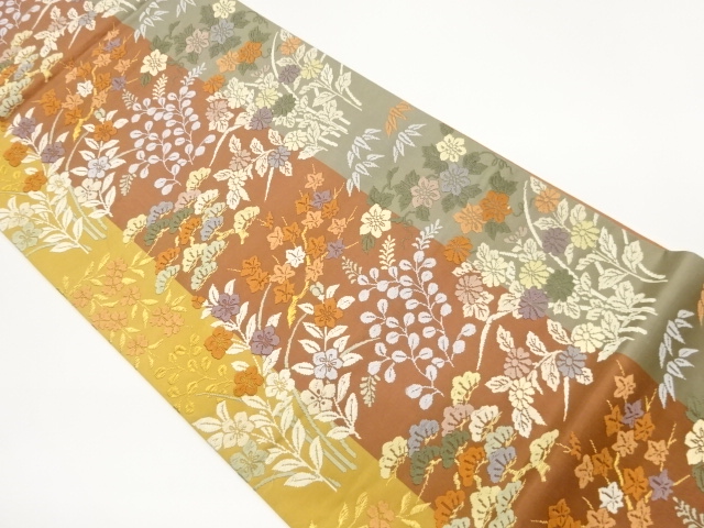 唐織縞に草花模様織出し袋帯